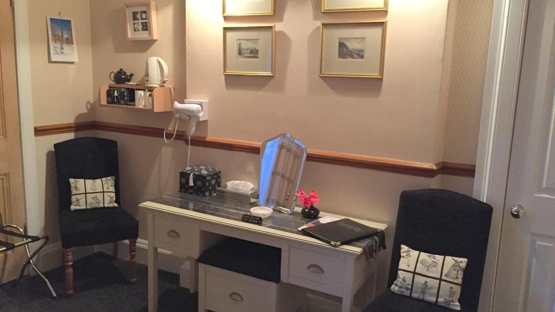 Lauderville Guest House Edinburgh